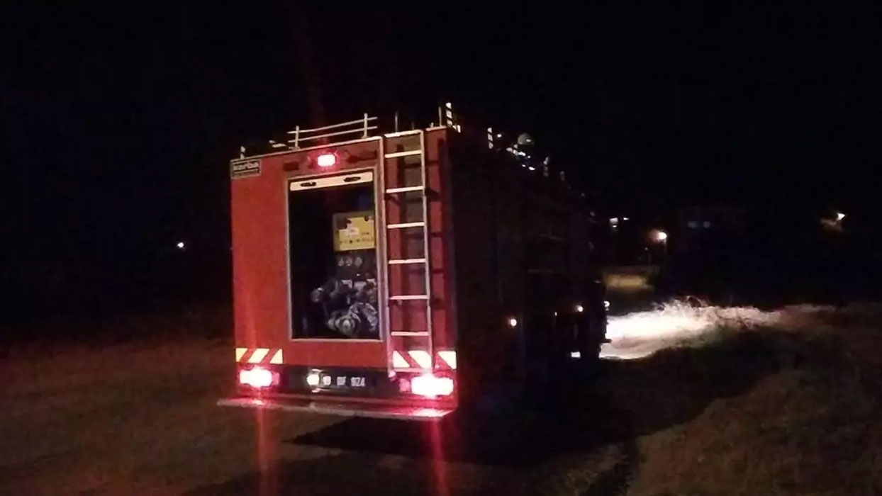 Arnavutköy'de orman yangını... Alevler büyümeden söndürüldü