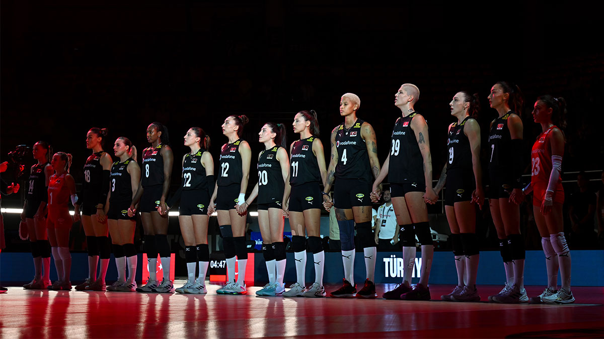 Dünya Şampiyonası'nda 2'de 2! Filenin Sultanları son 16'da