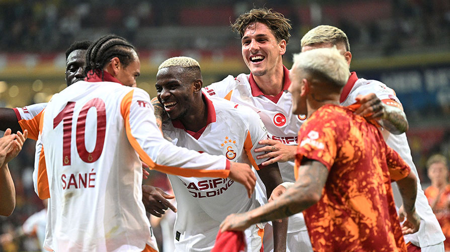 Galatasaray kazanmaya devam ediyor! Deplasmanda 4 gollü galibiyet