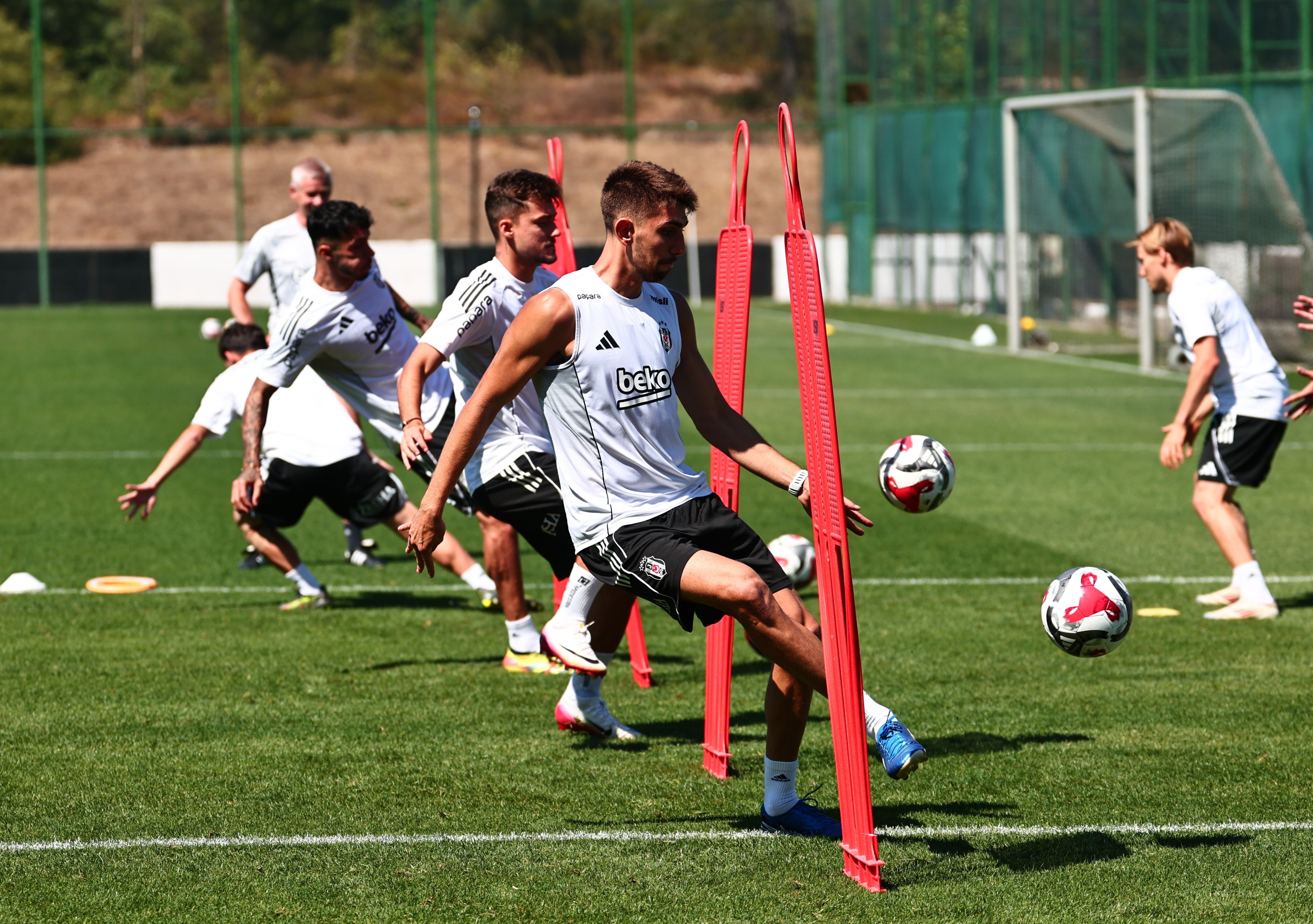 Beşiktaş, Lausanne mesaisinde