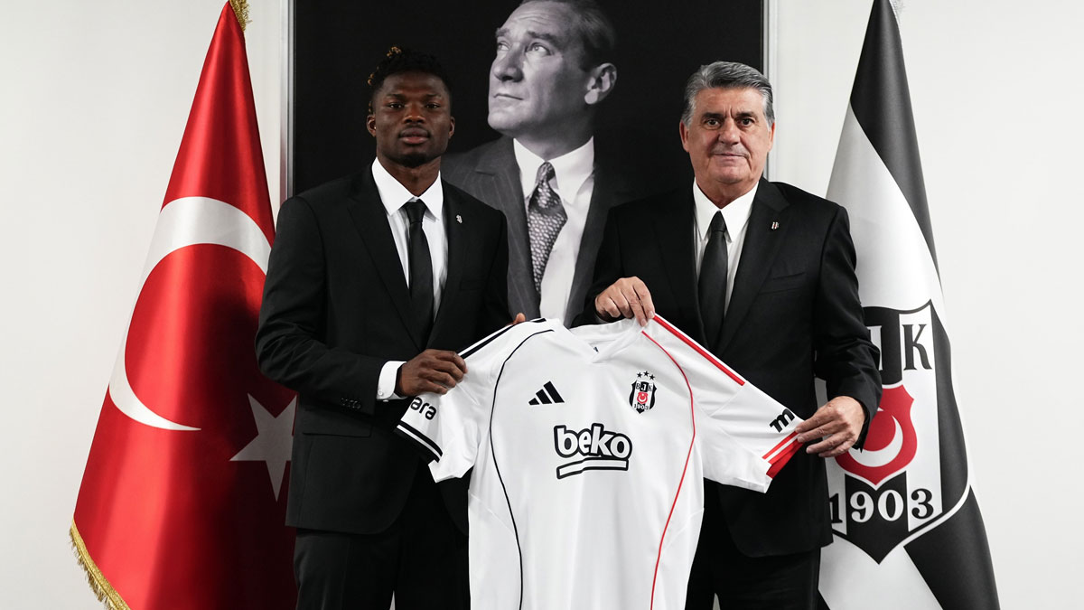 KAP açıklaması geldi! El Bilal Toure resmen Beşiktaş'ta
