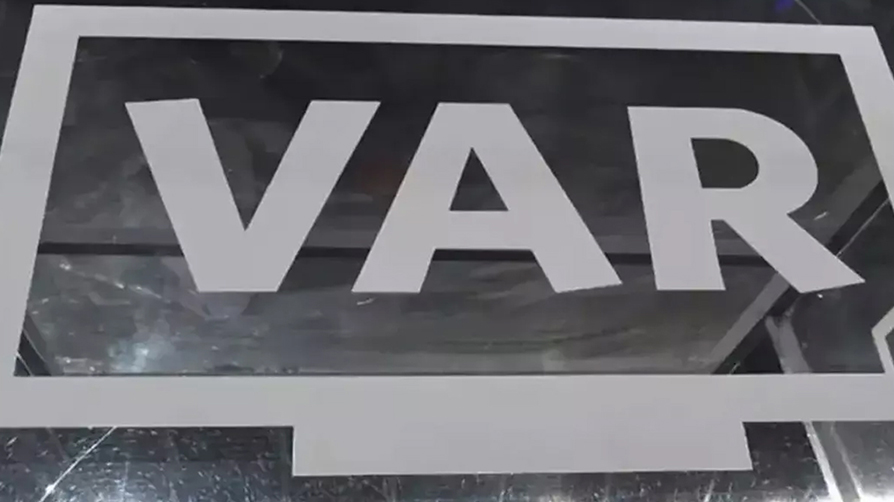 VAR kayıtları açıklandı! İşte tartışmalı pozisyonlar