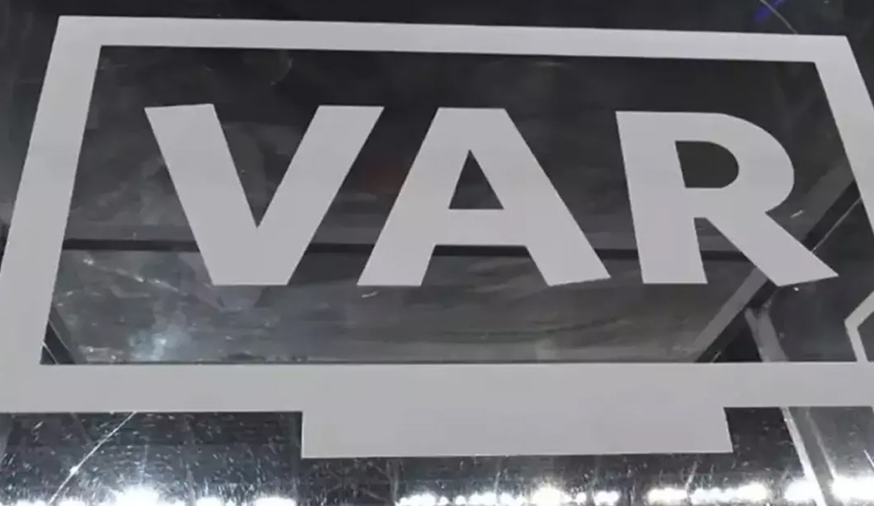 VAR kayıtları açıklandı! İşte tartışmalı pozisyonlar
