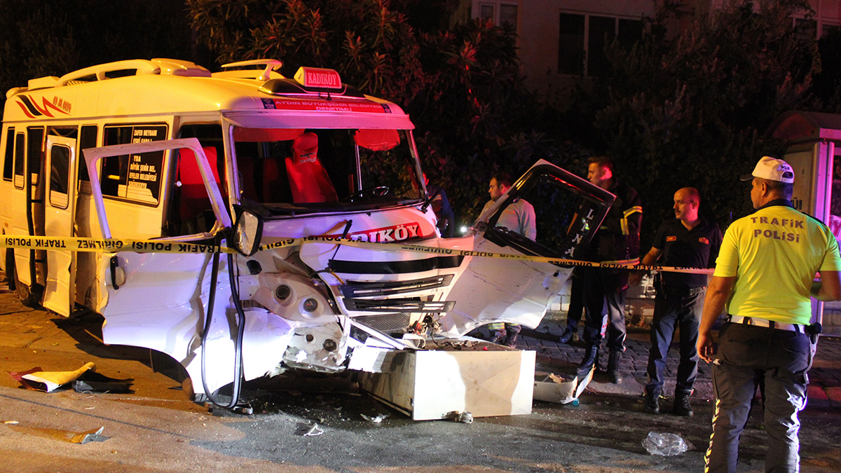 Aydın Efeler'de can pazarı: 11 kişi hastaneye kaldırıldı