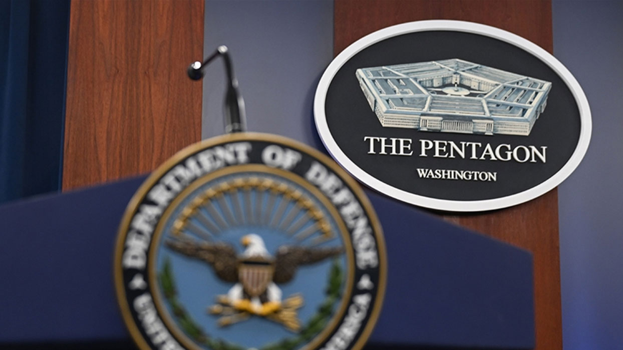 Pentagon, Çinli mühendislere kapıları kapattı