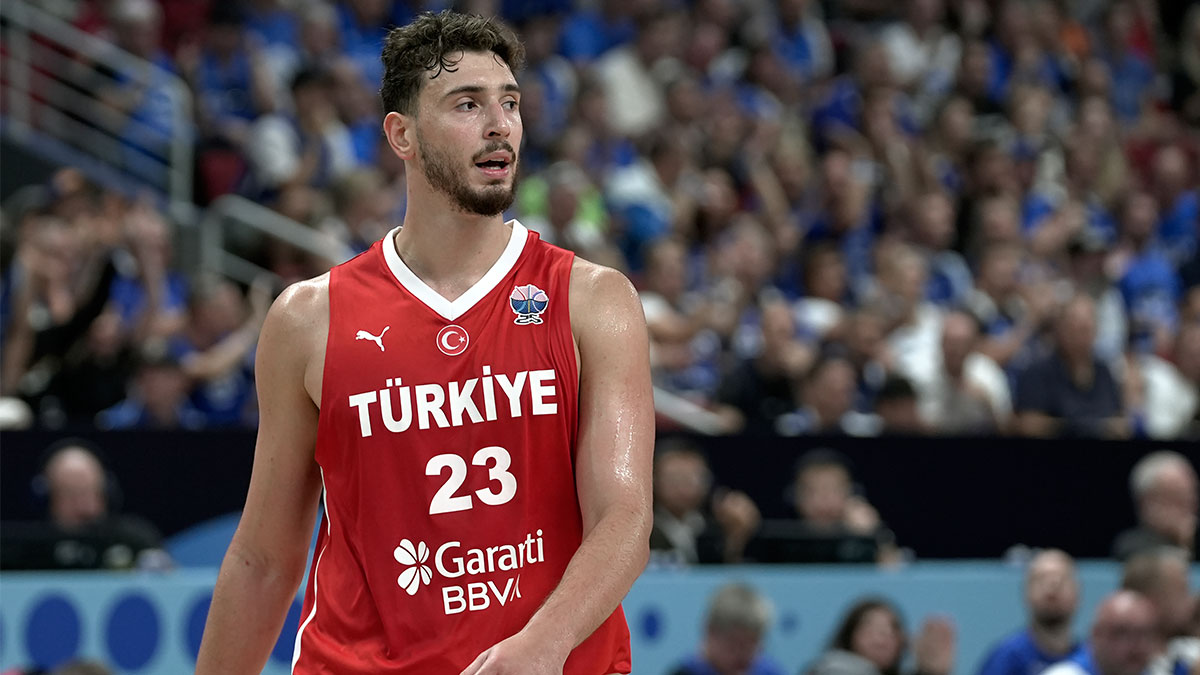 Seri devam ediyor! 12 Dev Adam'dan 4'te 4