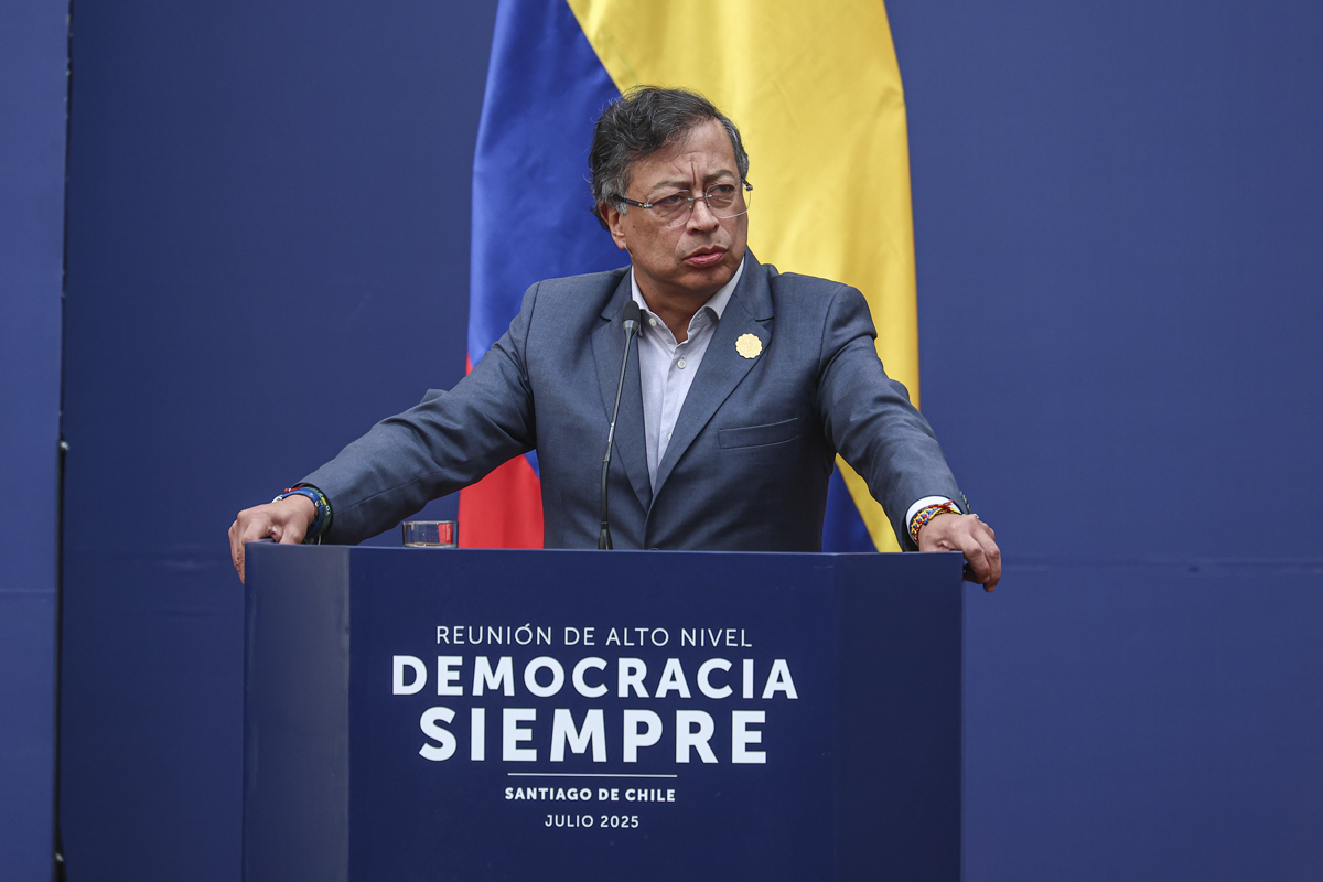 Kolombiya'dan ABD'ye uyarı: Venezuela'ya saldırı olursa...