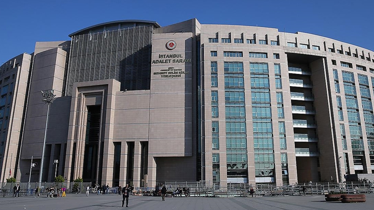 V Istanbulu 7 osumljencev v primeru kriminalne združbe poslanih pred sodišče