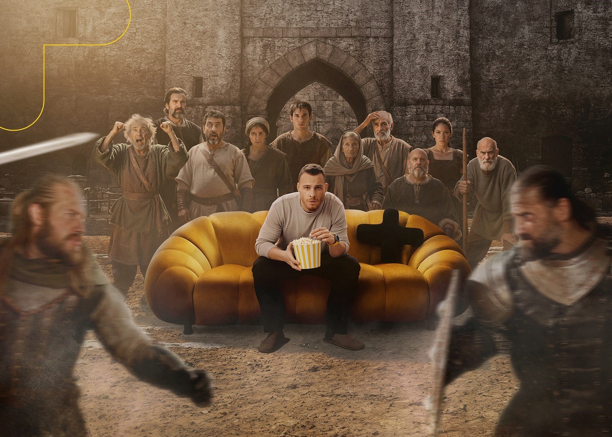 Kerem Bürsin'le TV+ dünyasında renkli bir yolculuk