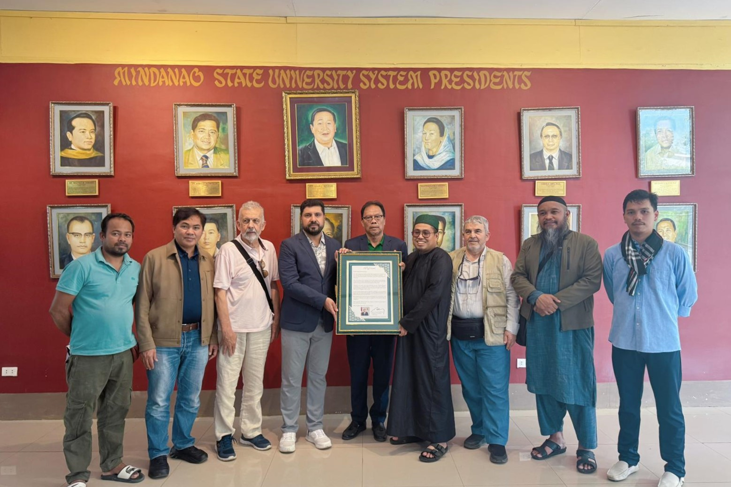 Sultan 2. Abdülhamid 137 yıl önce göndermişti... Tercümesi Başkan Erdoğan'ın mektubuyla teslim edildi