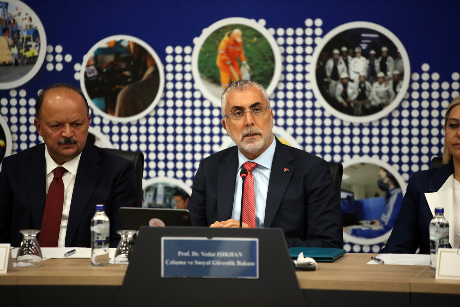 Bakan Işıkhan'dan 