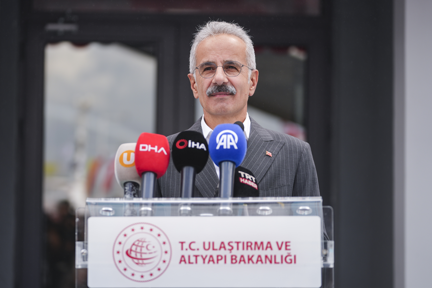 Bakan Uraloğlu'ndan 