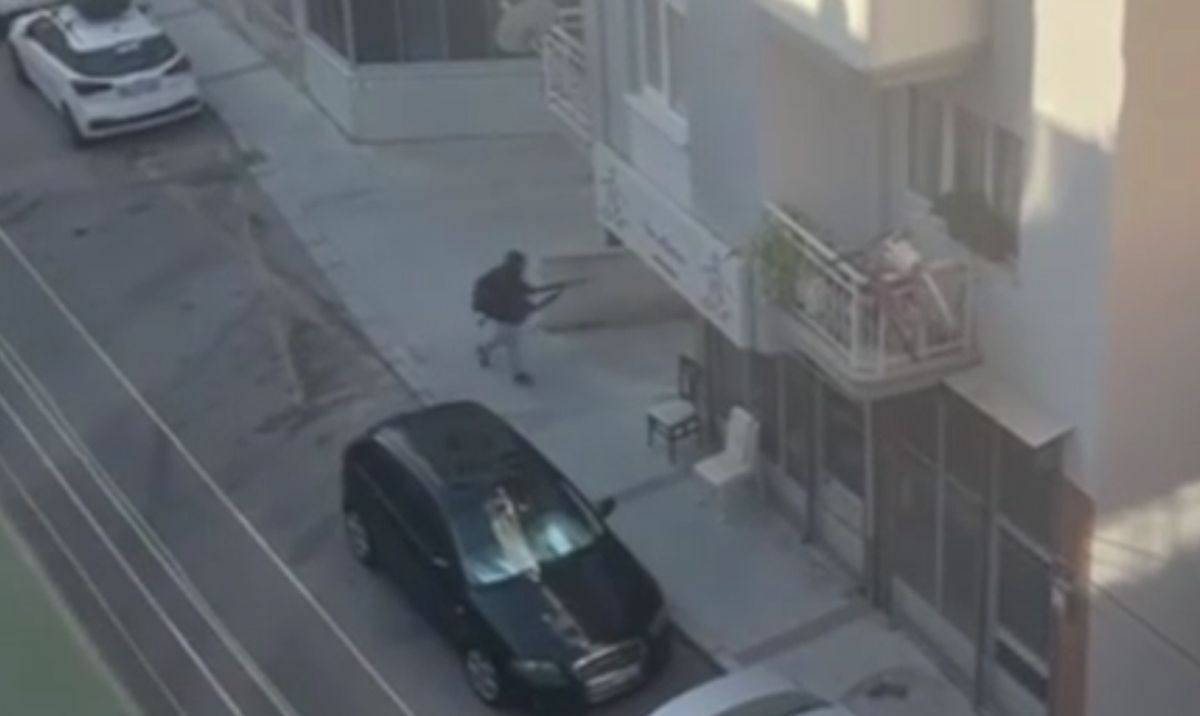 Karakola saldırı: 2 polis şehit... Saldırgan yaralı olarak yakalandı