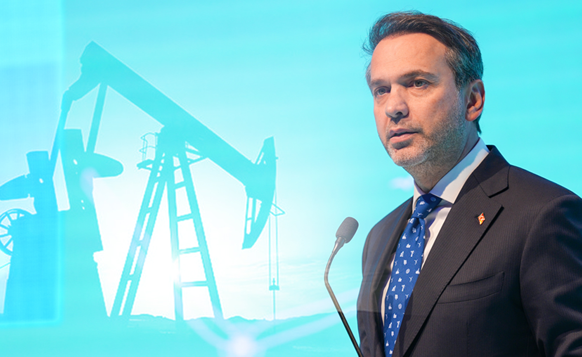 İki kıtada Türkiye ile petrol ve doğal gaz ortaklığı! Bakan Bayraktar 3 noktayı işaret etti
