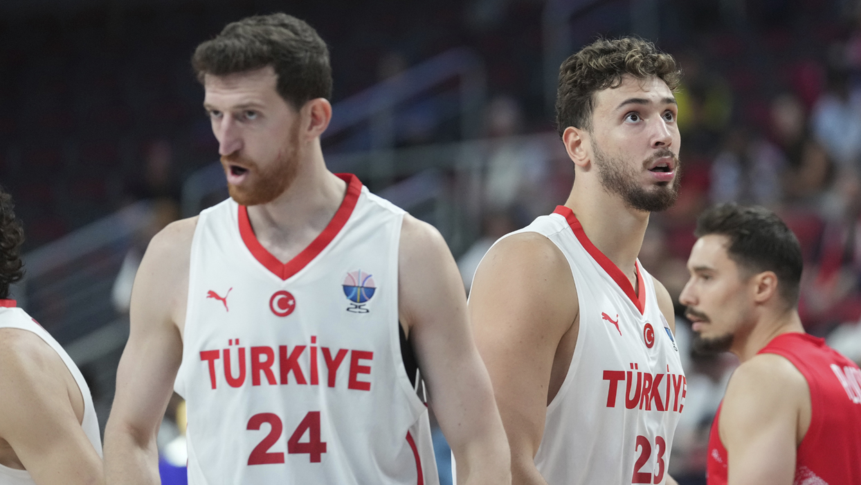 12 Dev Adam final için parkeye çıkıyor! Yunanistan maçının saati belli oldu