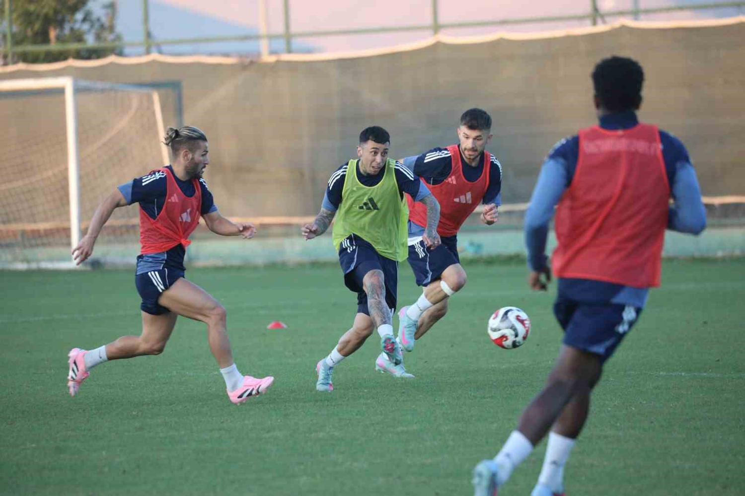 Erzurumspor FK, Sakaryaspor maçına hazırlanıyor