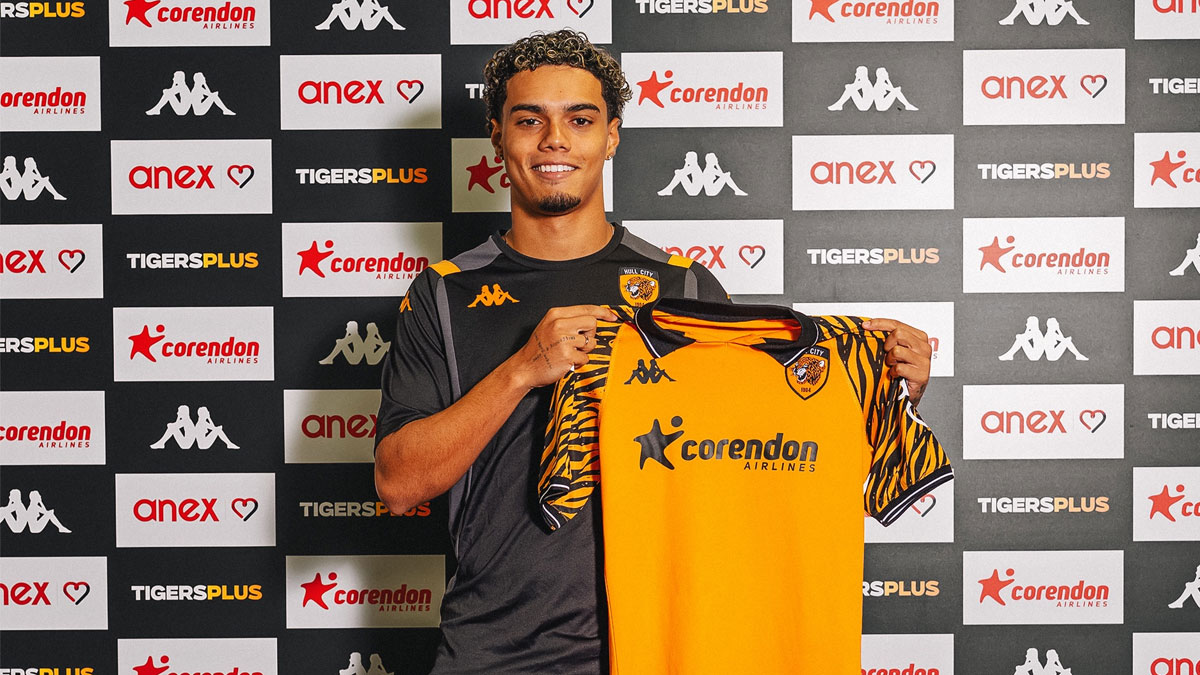 Ronaldinho'nun oğlu Joao Mendes, Hull City'e imzayı attı