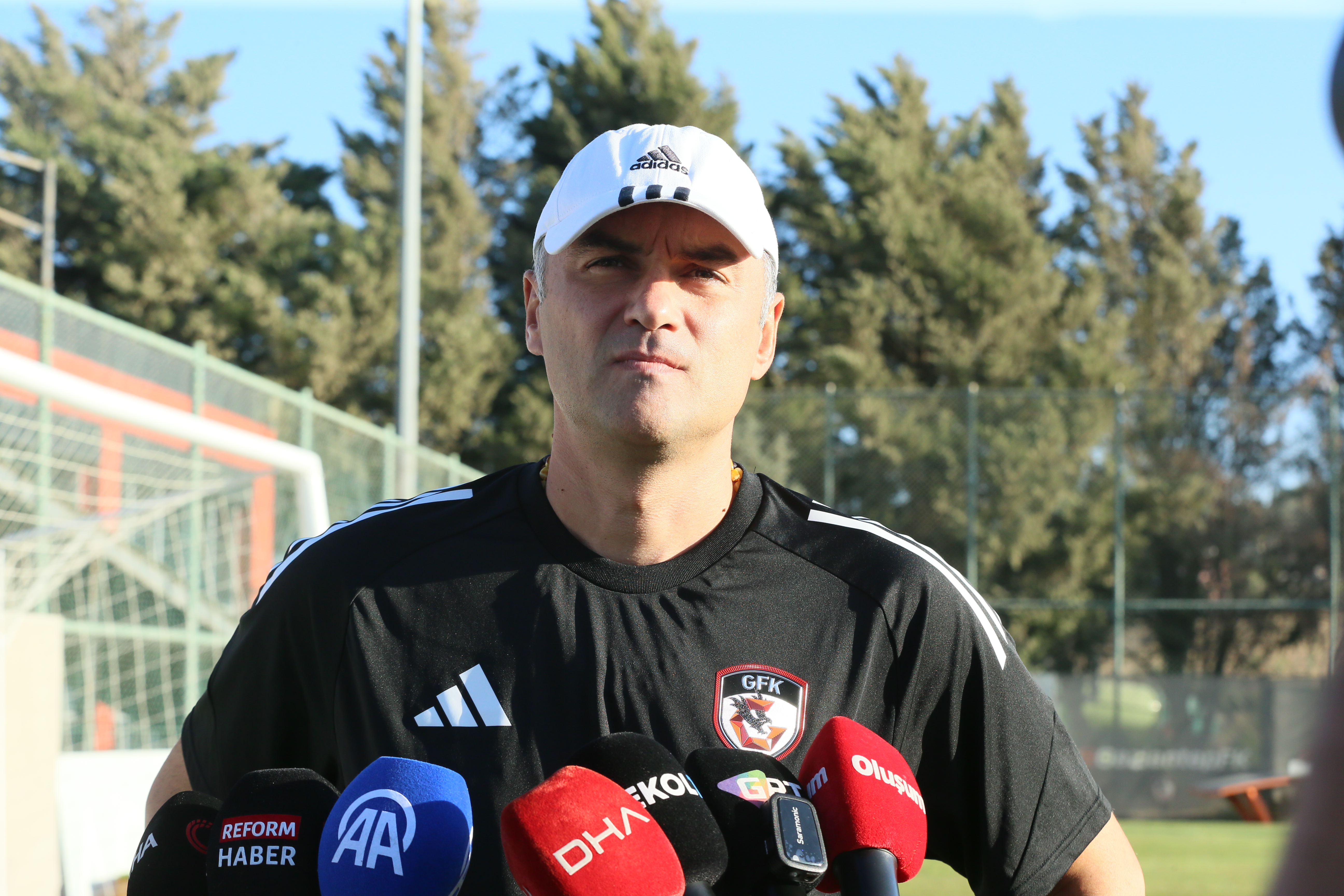 Burak Yılmaz 3'te 3 peşinde