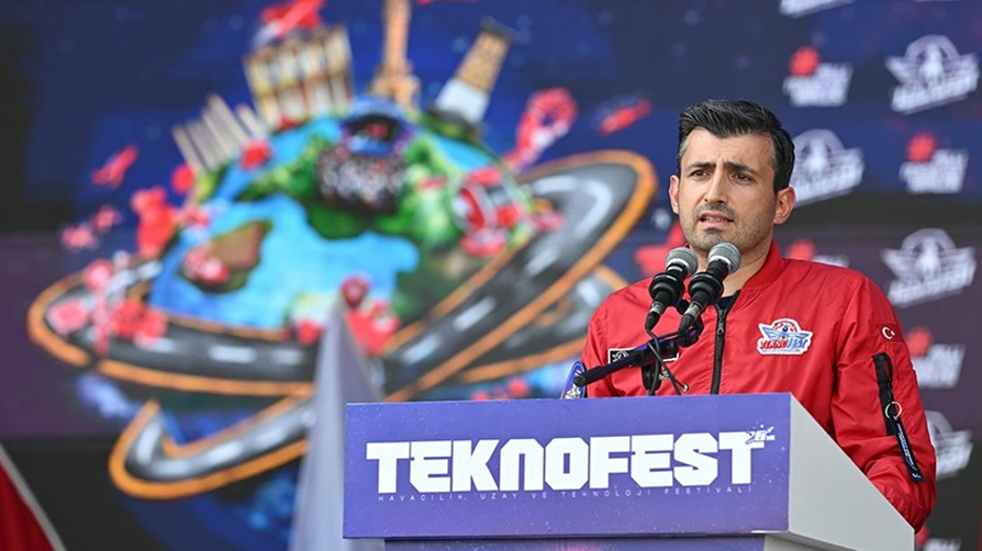 #CANLI Selçuk Bayraktar, TEKNOFEST İstanbul'un açılışında konuşuyor