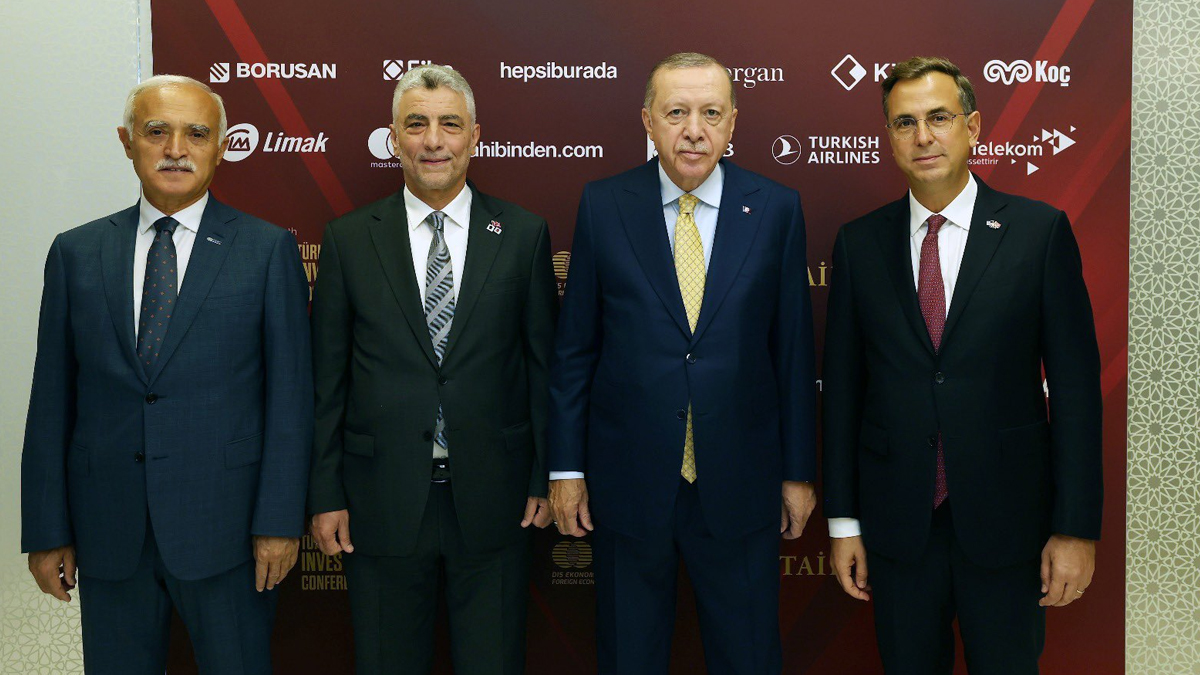 Türkiye'nin konumuna vurgu! Bakan Bolat yatırımcılara ABD'den seslendi: Önemli fırsatlar sunmakta