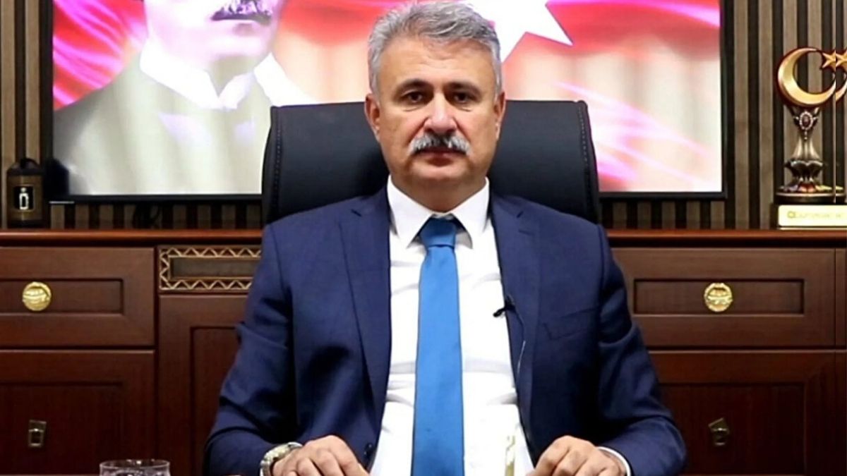 Župan občine Yahşihan Ahmet Sungur začasno odstavljen zaradi preiskave o podkupovanju