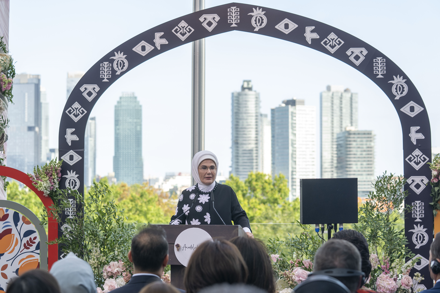 Emine Erdoğan, 'Anadoludakiler: Kapıların Ardındaki Hazineler' programına katıldı