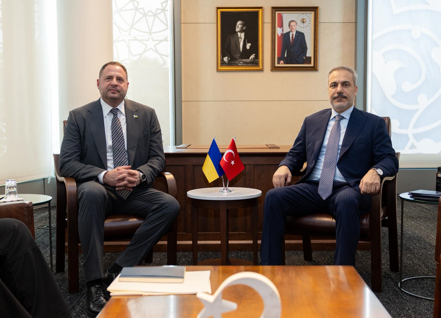 Bakan Fidan ile Yermak Türkevi'nde buluştu: Ukrayna dosyası masada