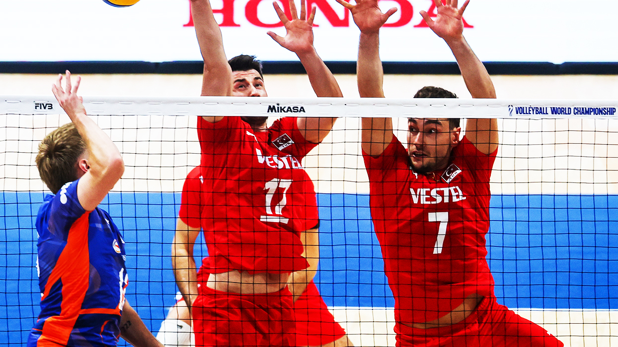 Çeyrek finalde veda! Filenin Efeleri Polonya engelini geçemedi