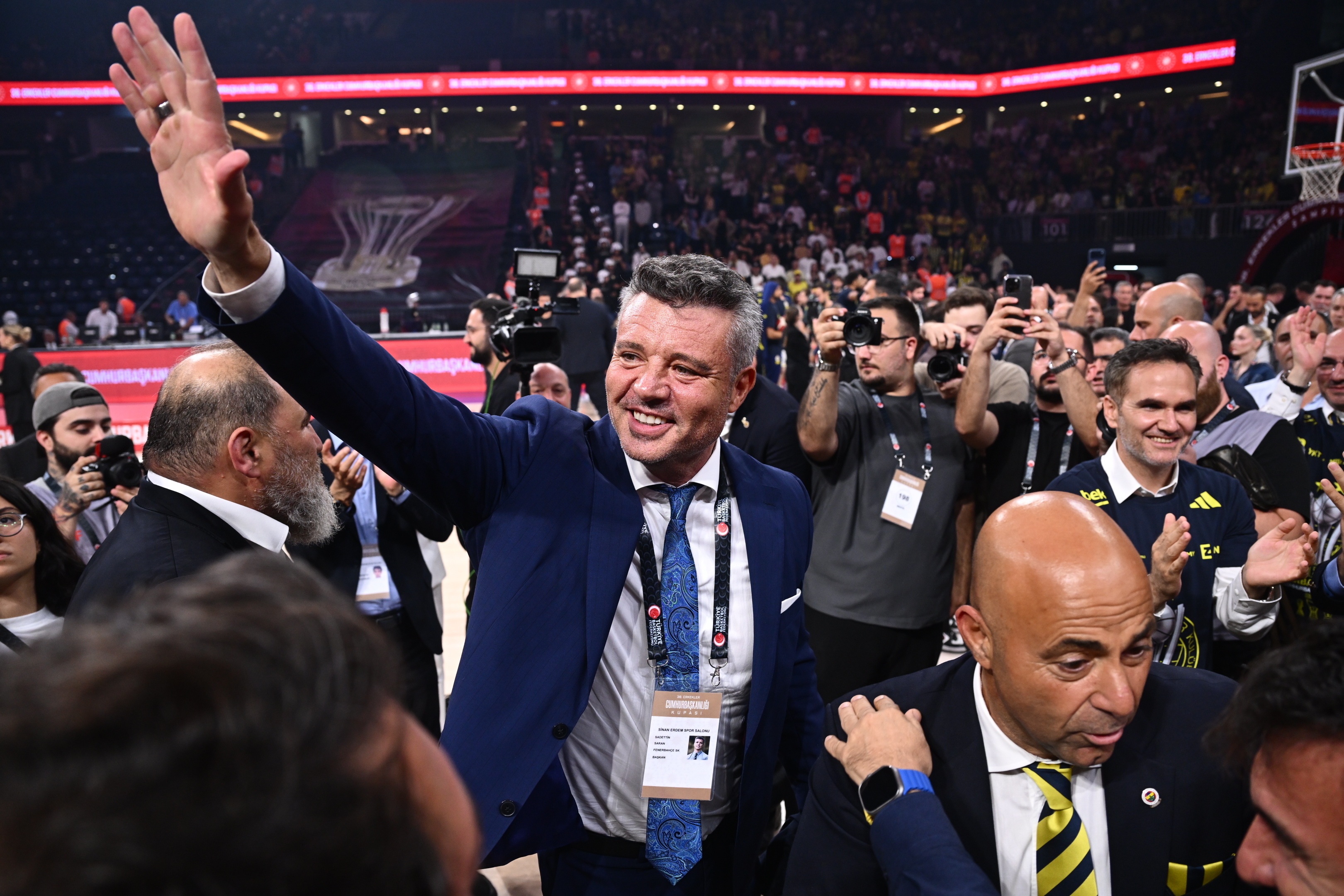 Fenerbahçe premagal Bešiktaš v finalu predsedniškega pokala v košarki