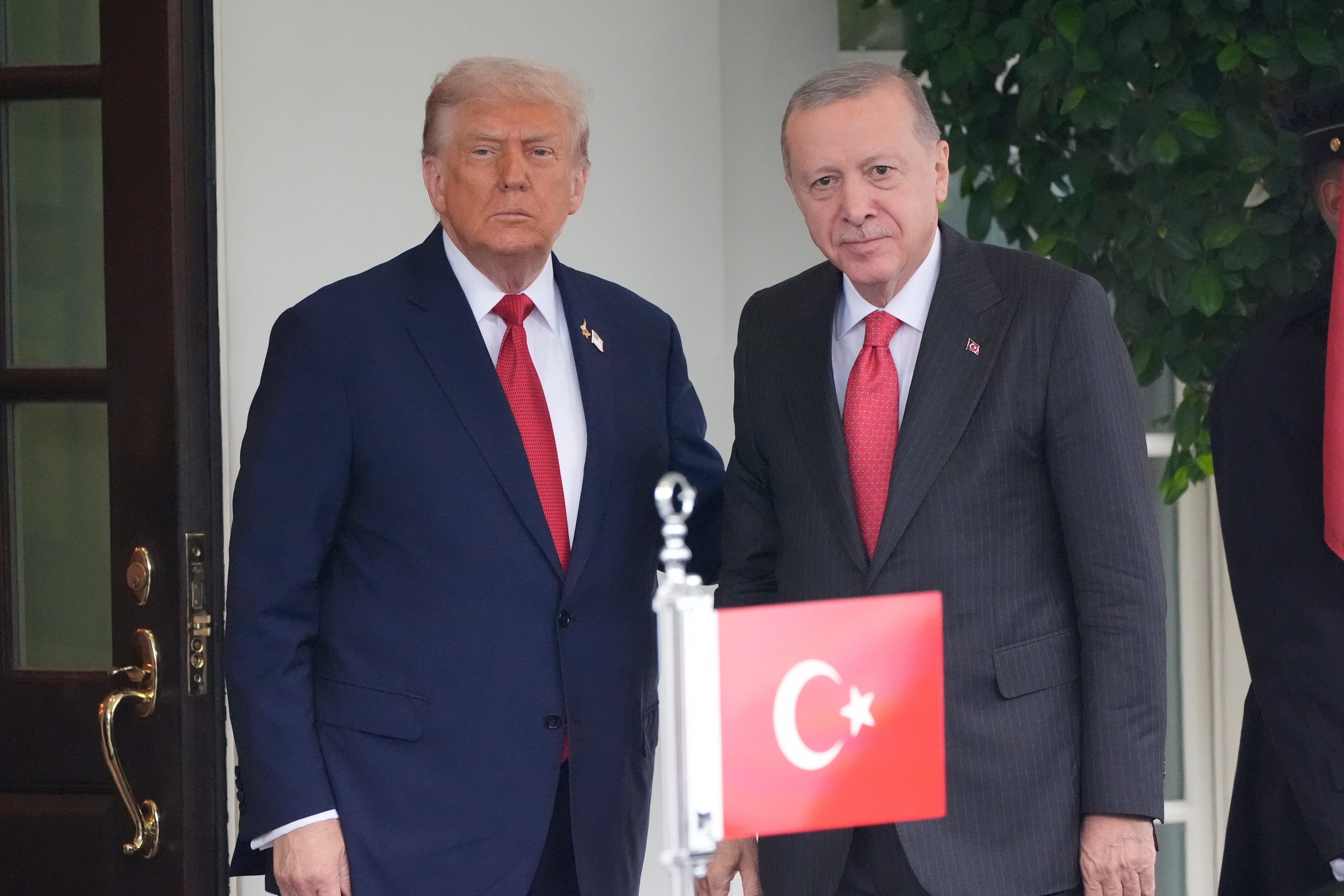 ABD'de tarihi zirve başladı! Trump, F-35'leri işaret etti: Türkiye istediğini alacak