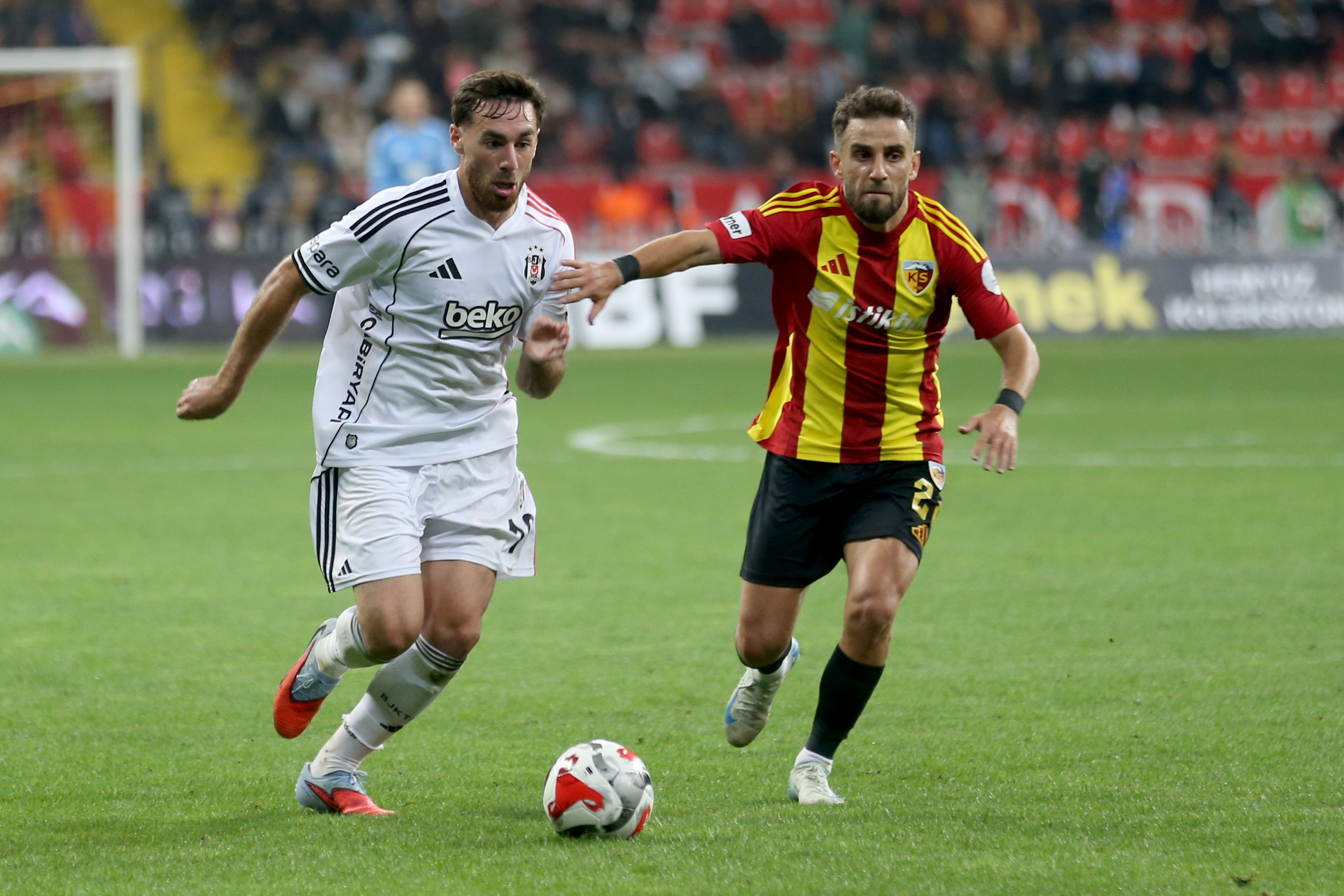 Beşiktaş, Kayserispor in Çorum FK pred Disciplinsko komisijo zaradi navijaških izgredov