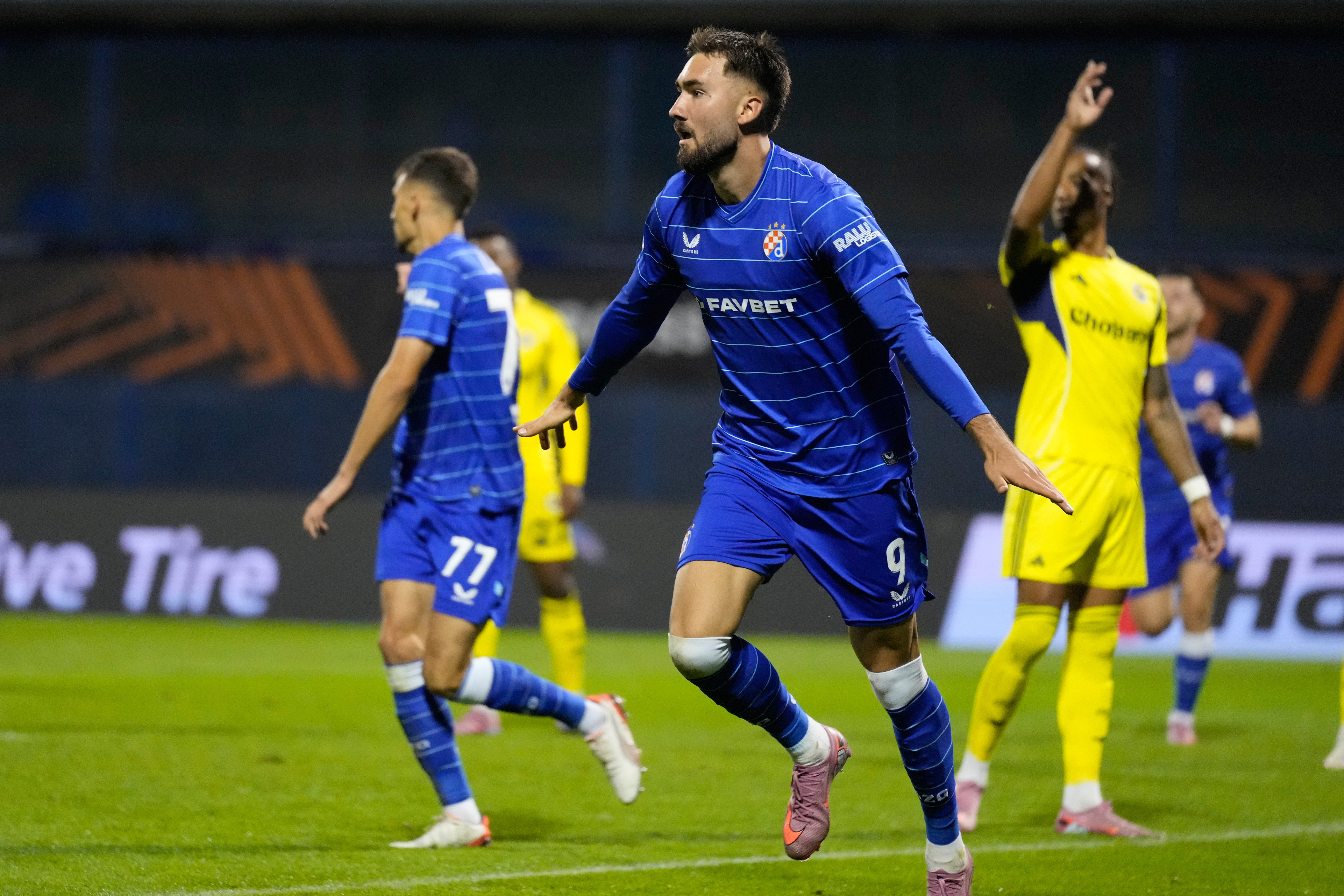 Dion Beljo: Fenerbahçe, Şampiyonlar Ligi seviyesinde bir takım