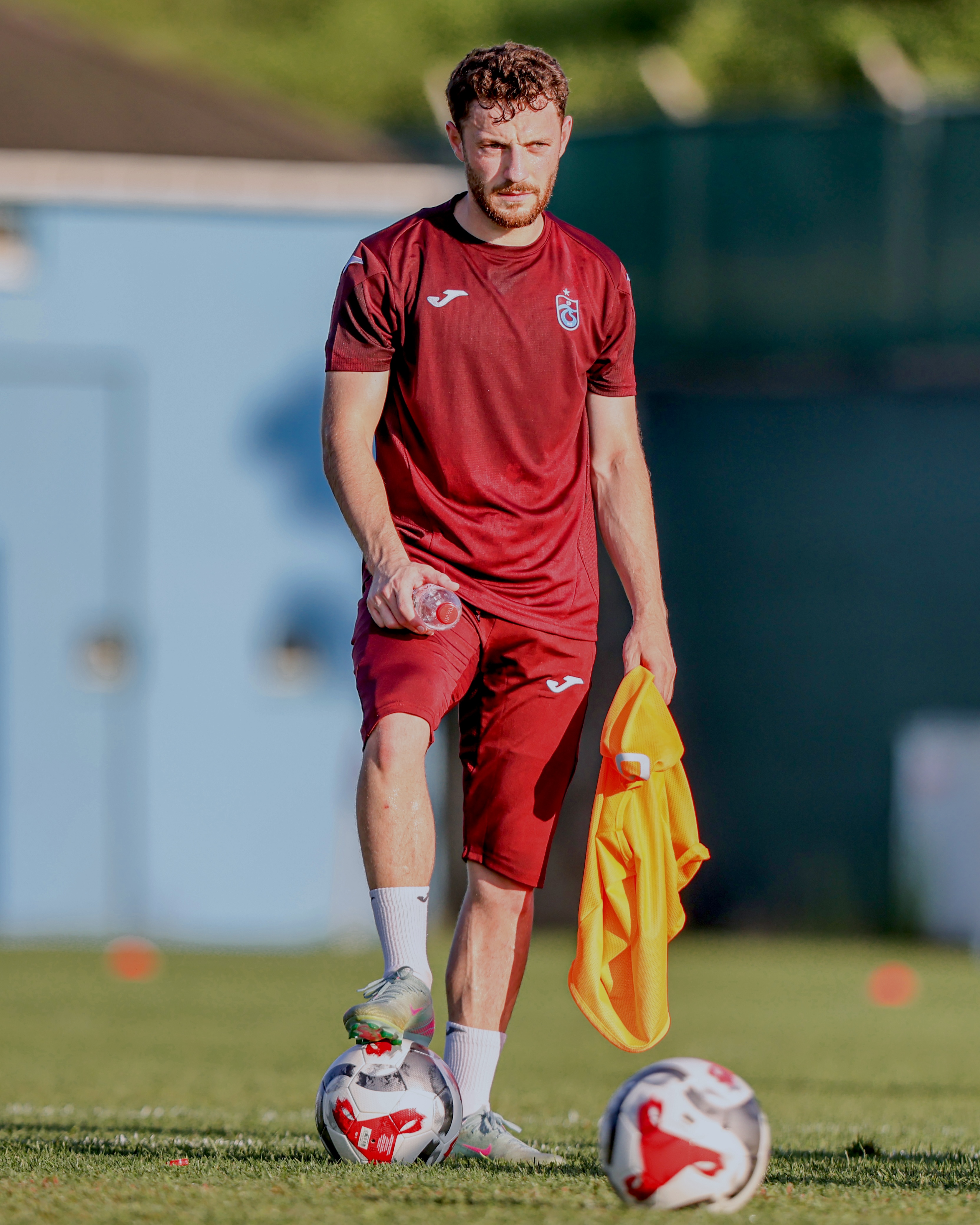 Nogometaš Trabzonsporja, Mustafa Eskihellaç, se je poškodoval