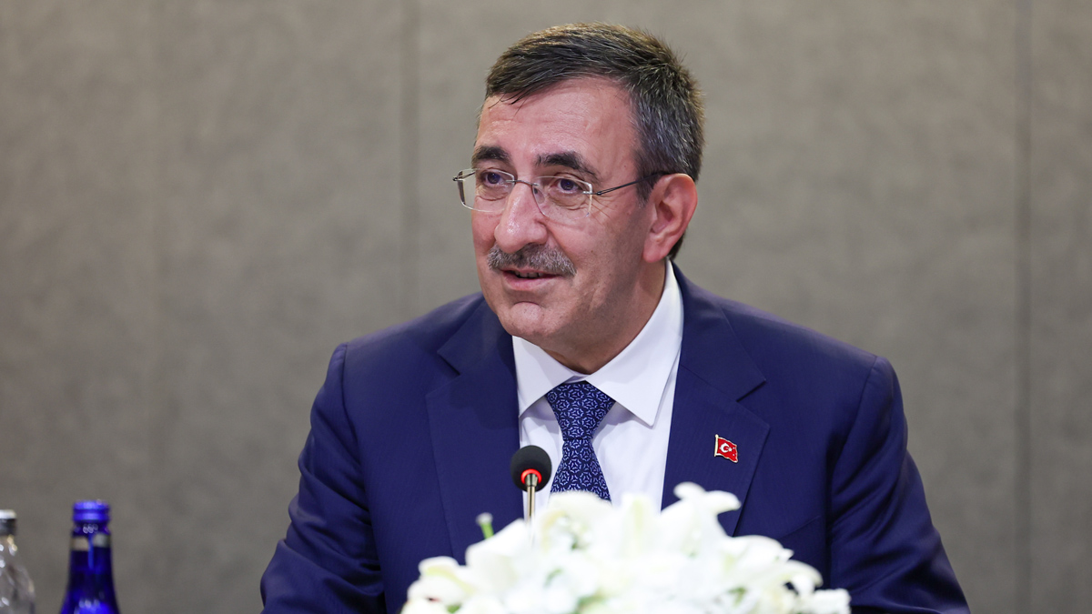 Cumhurbaşkanı Yardımcısı Yılmaz'dan "Küresel Lider Erdoğan" paylaşımı