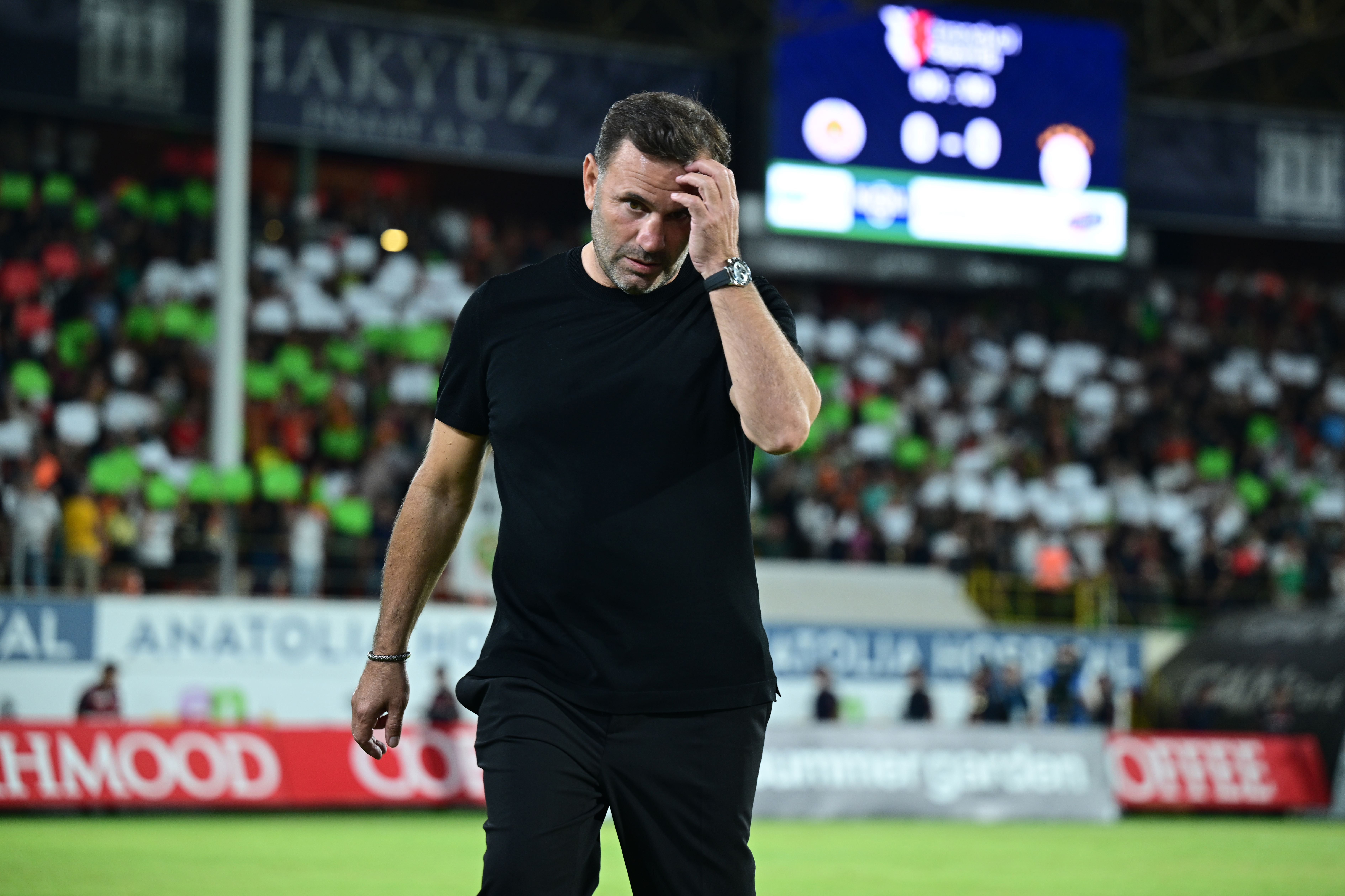 Okan Buruk'tan Alanya'da 3 farklı isim