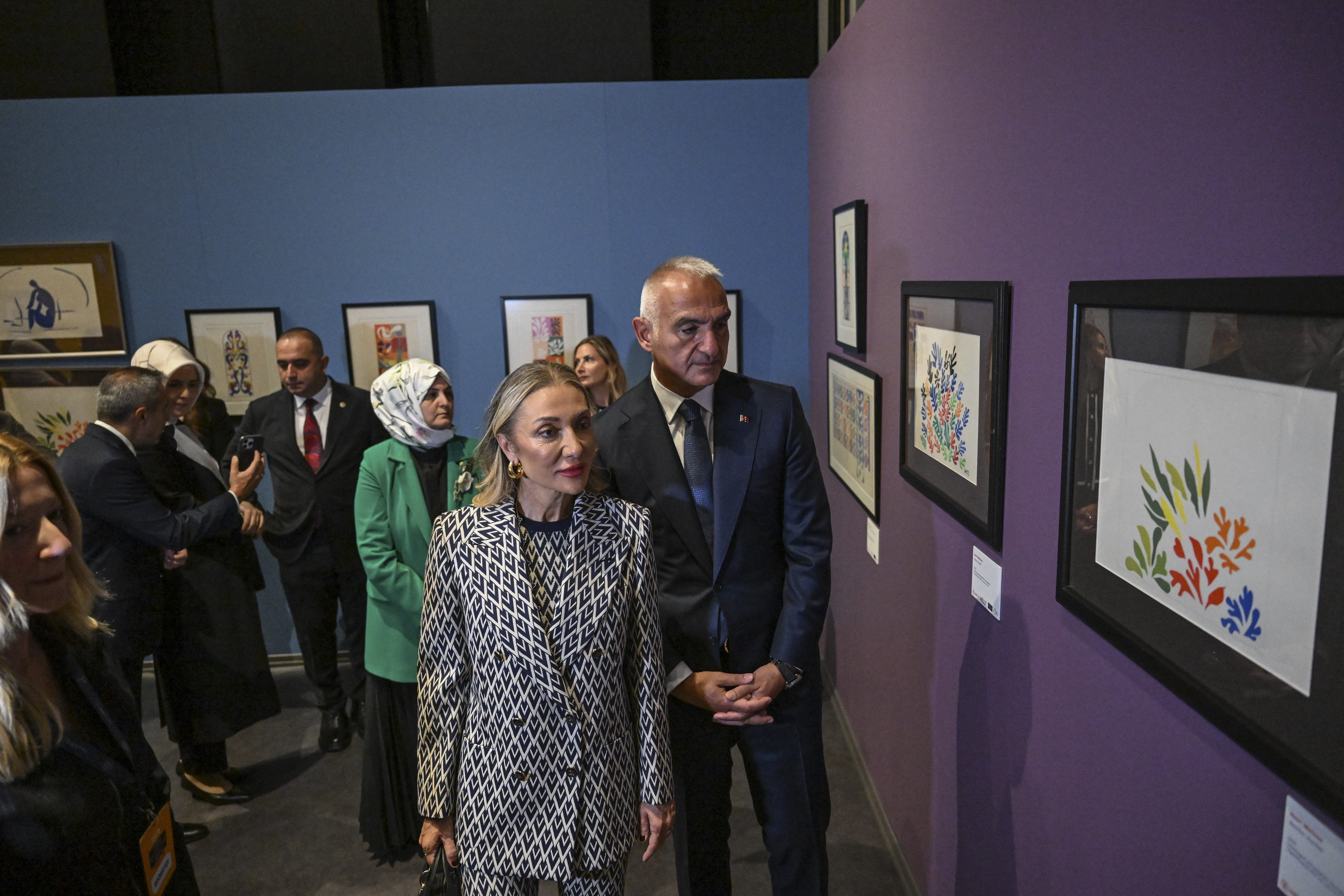 Minister Ersoy si je v Istanbulu ogledal razstave v okviru festivala Kültür Yolu