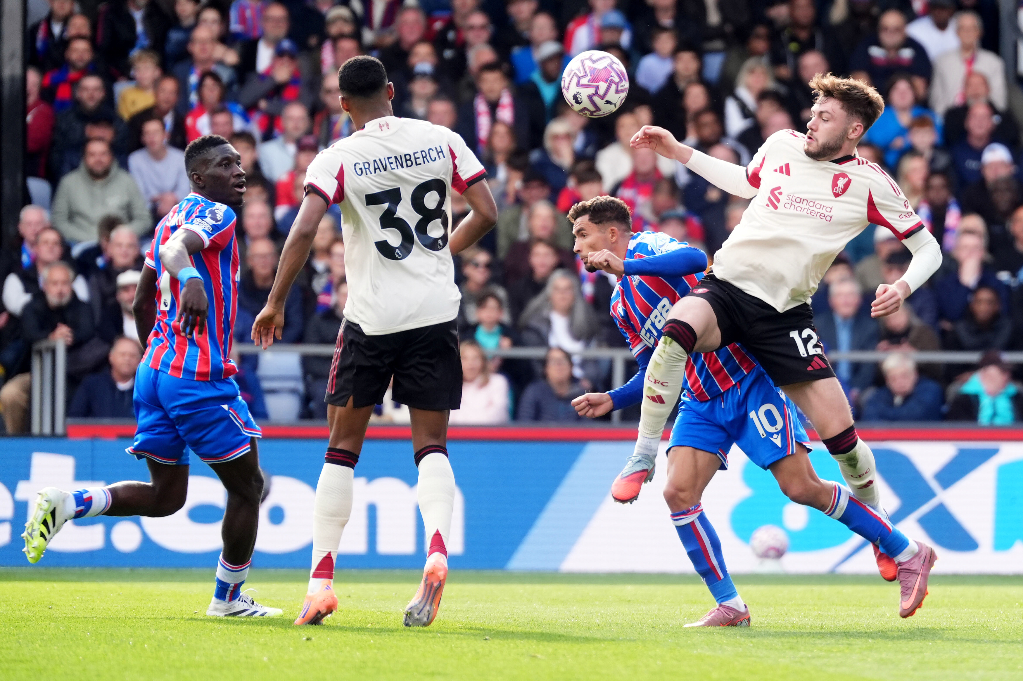 Liverpool, son dakikada yıkıldı