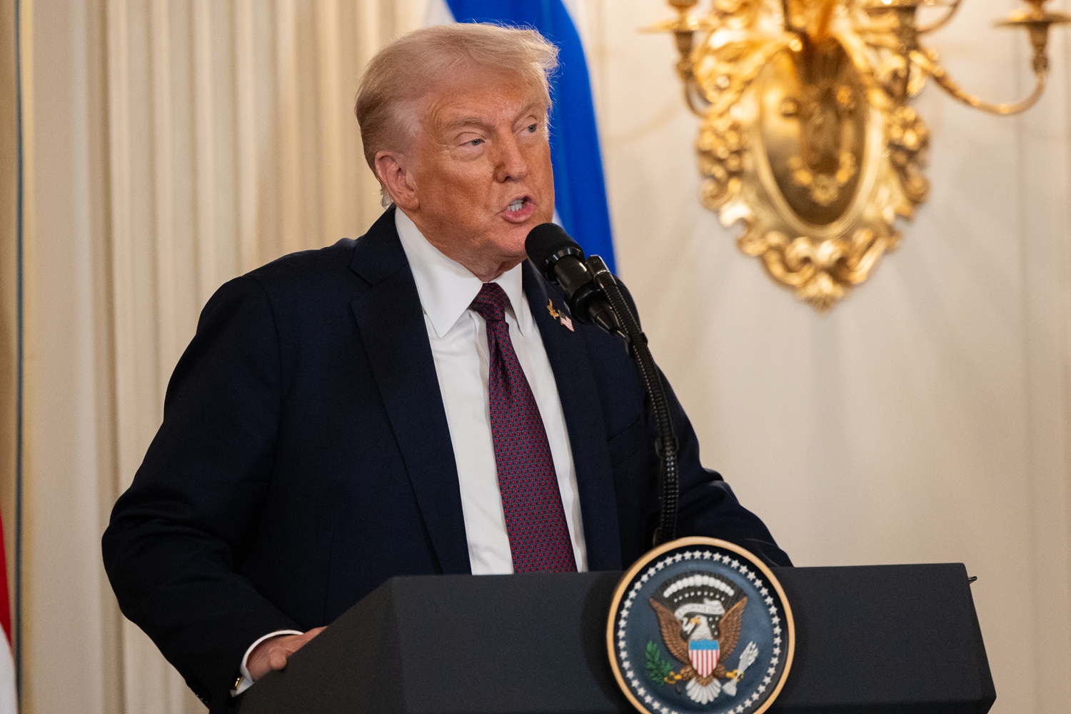 Trump'tan başkanlık bildirisi! Yeni tarifeler belli oldu