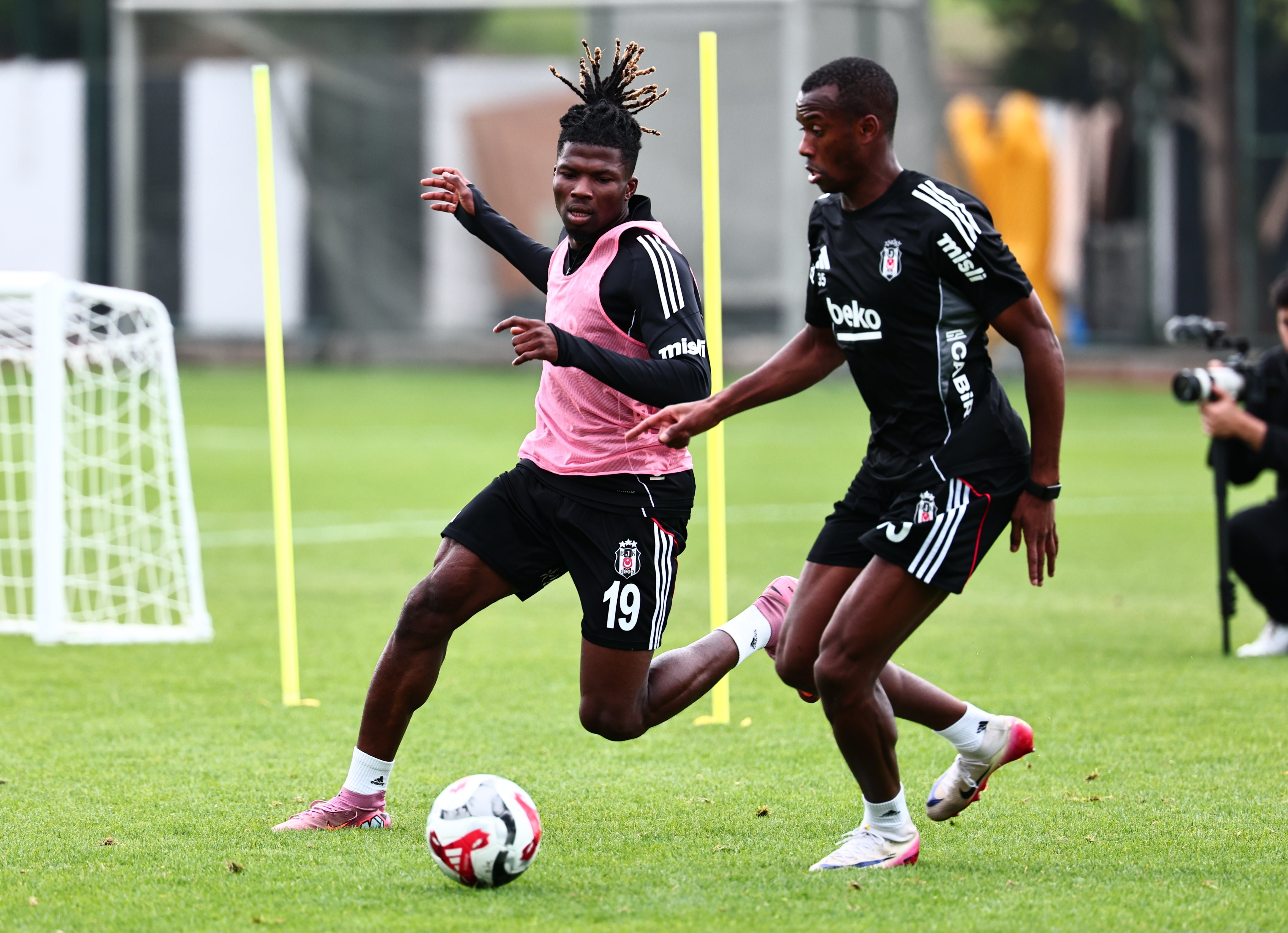 Beşiktaş derbiye hazırlanıyor