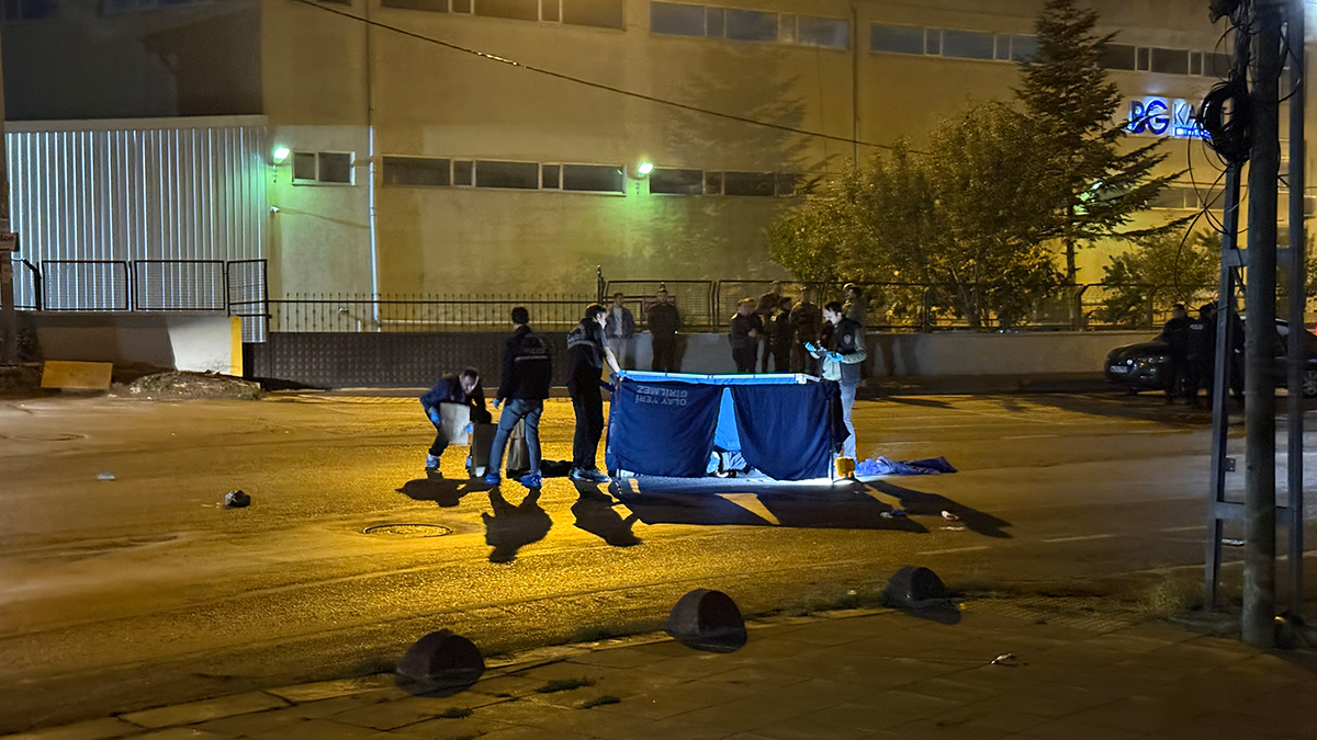 V Arnavutköyu v Istanbulu v strelskem napadu umrla ena oseba