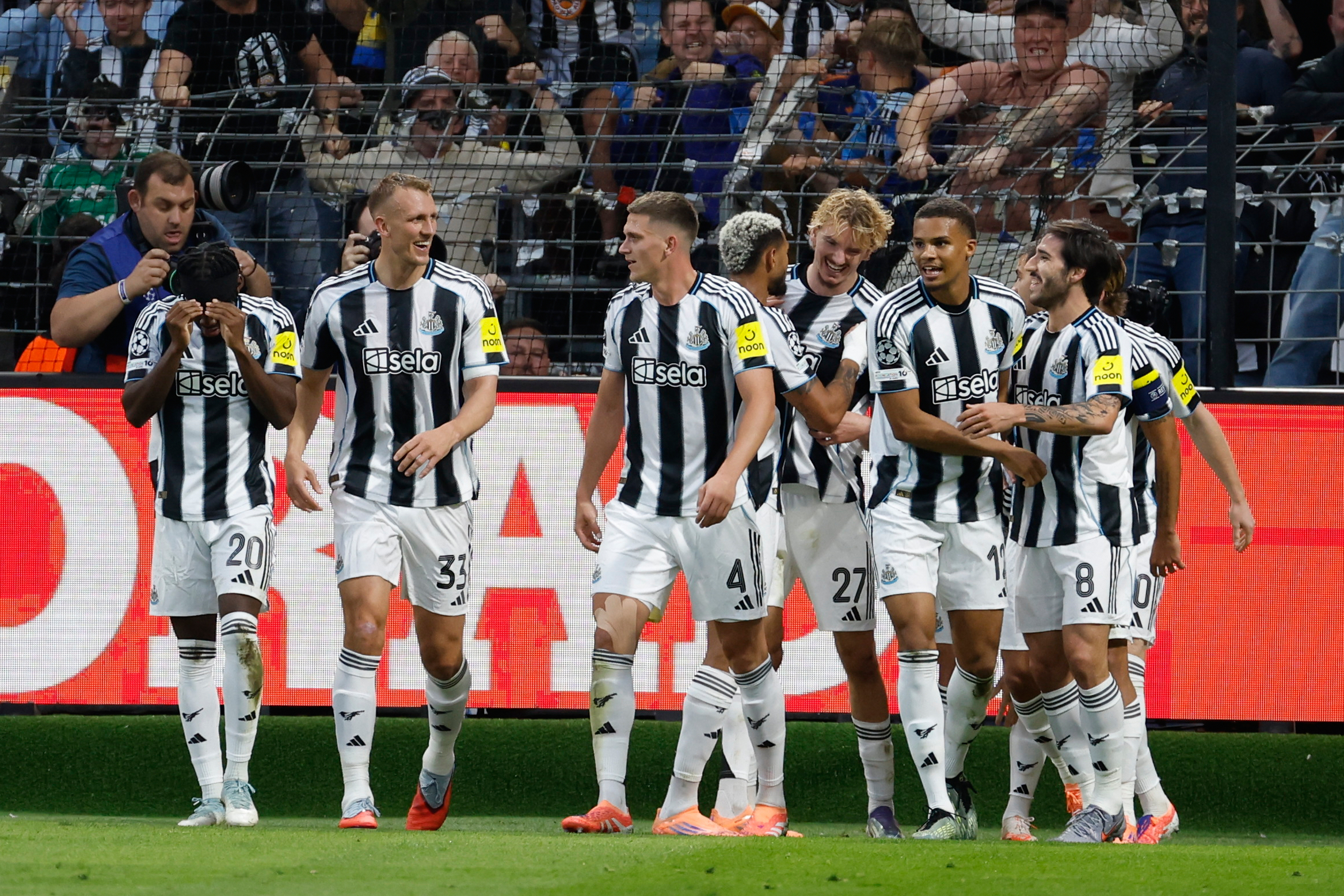 Newcastle United, Union SG'yi 4 golle geçti