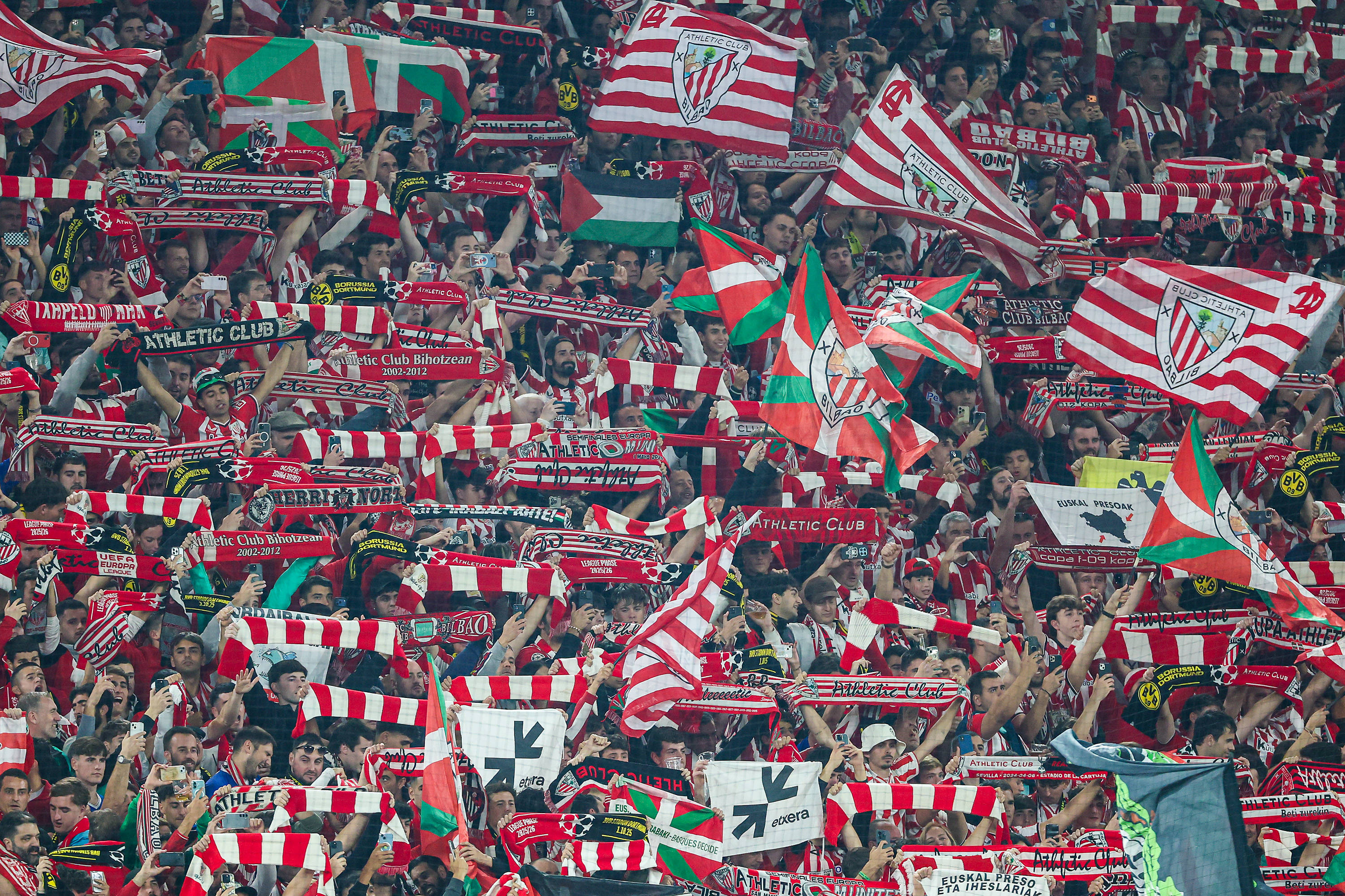 Athletic Bilbao s podporo Palestini poziva k ustavitvi genocida