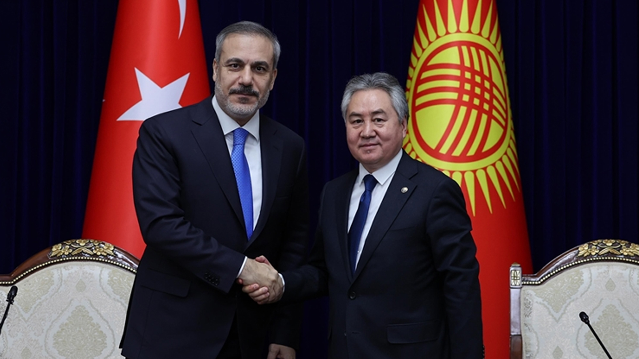 Bakan Fidan, Kırgız mevkidaşı Kulubayev ile görüştü