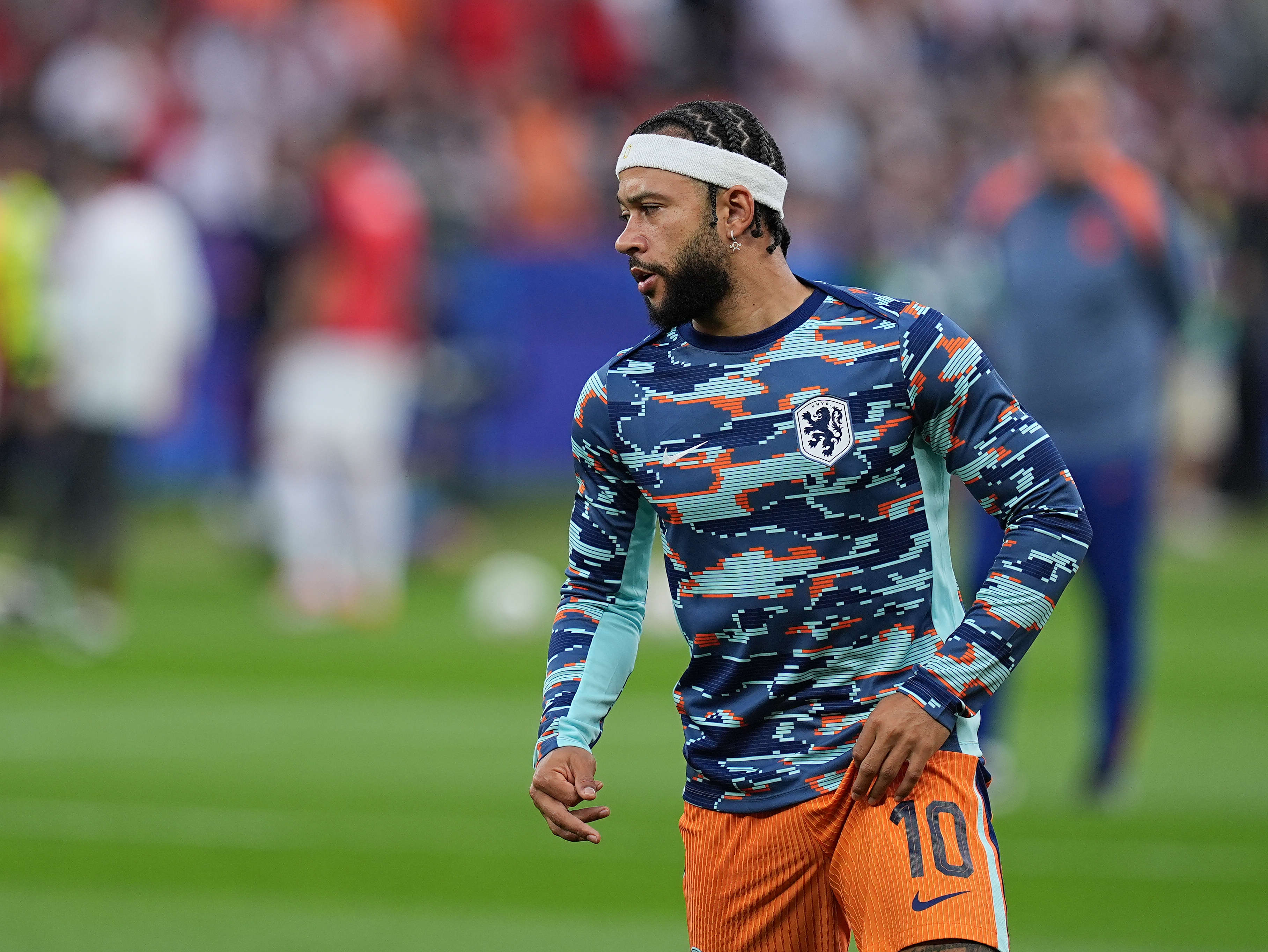 Memphis Depay'ın pasaportu çalındı! Yıldız futbolcu milli takımı kampına katılamadı