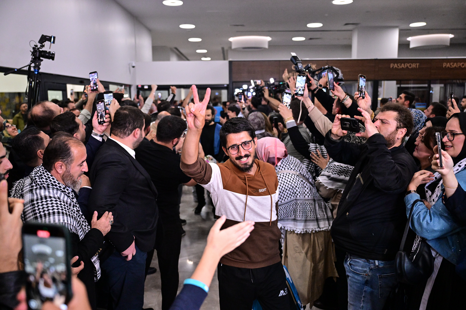 Küresel Sumud Filosu'nda yer alan 15 Türk aktivist yurda döndü