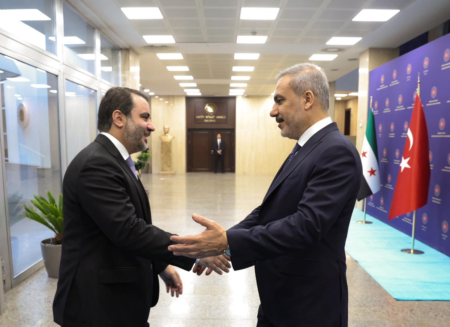 Bakan Fidan Suriyeli mevkidaşı ile görüştü