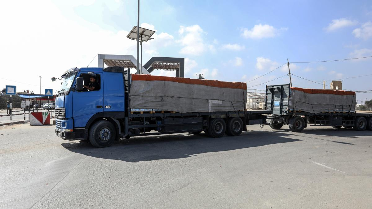 Gazze için dev insani yardım hazır: Gıda, ilaç ve çadırlar yola çıkacak