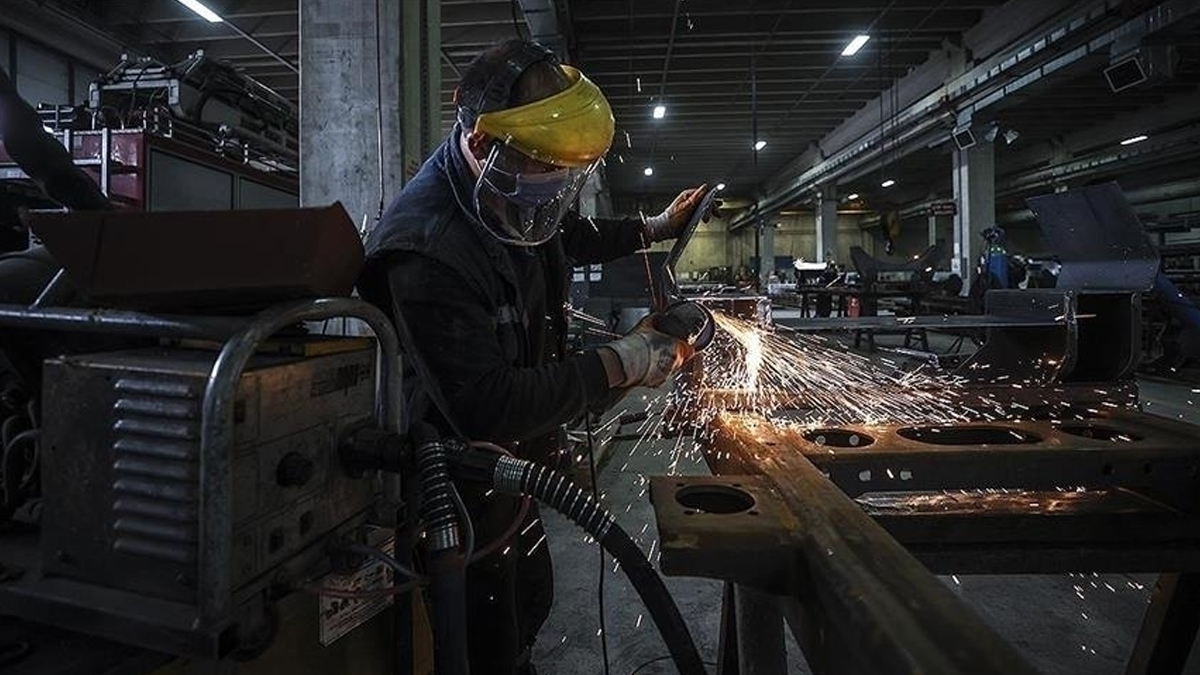 Sanayi üretim endeksi ağustosta aylık 0,4, yıllık bazda yüzde 7,1 arttı