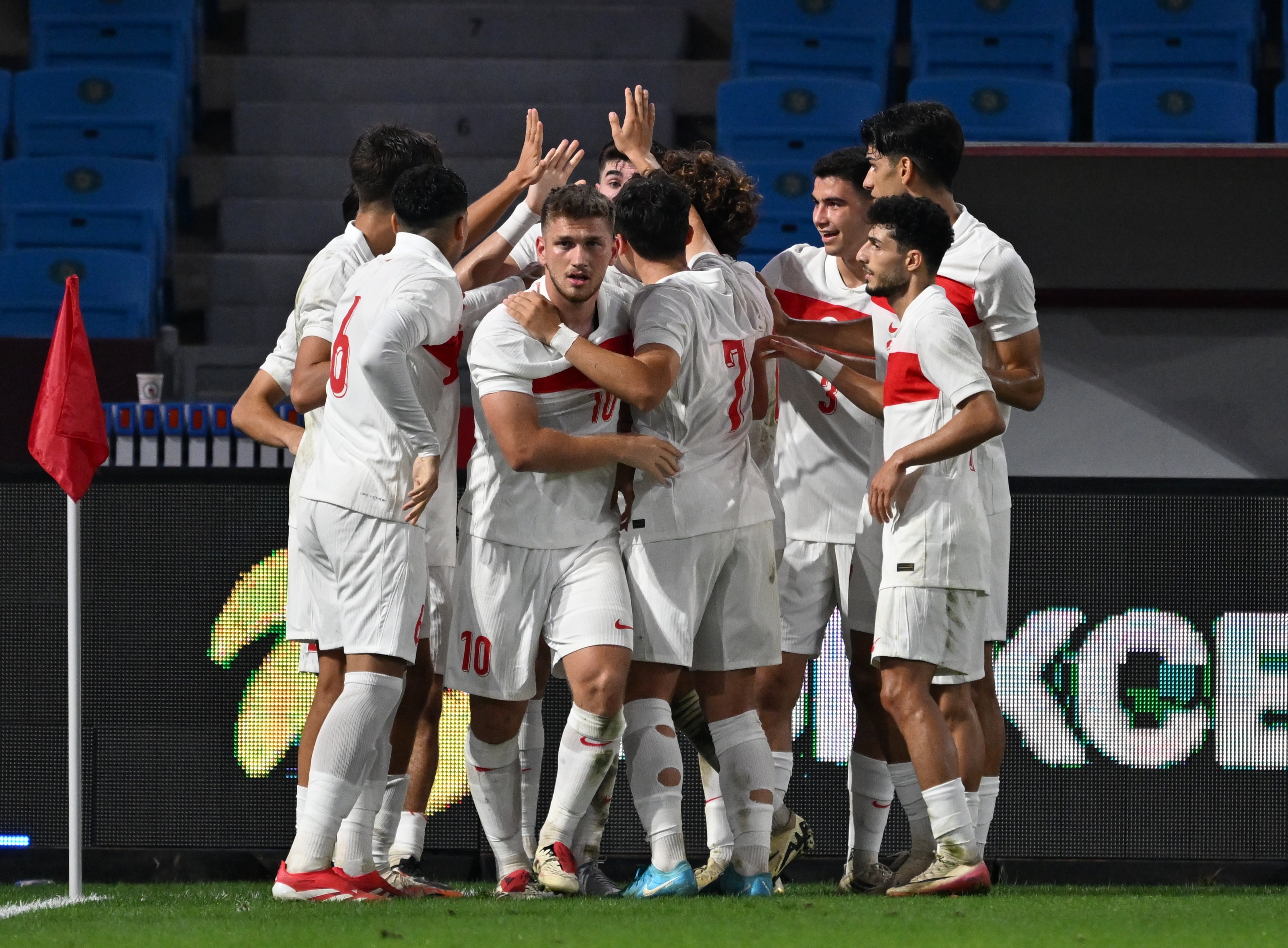 Ümit Milli Futbol Takımı'nın Litvanya maçı biletleri ücretsiz olacak