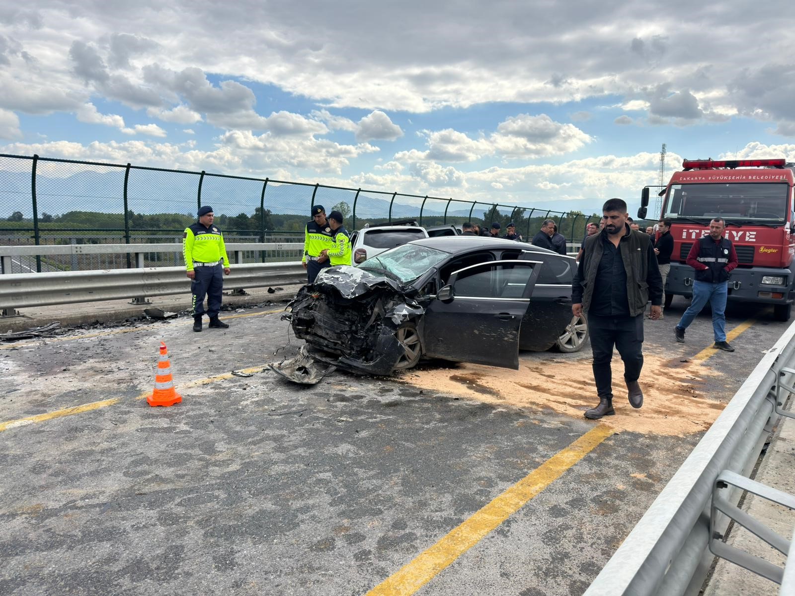 V Sakaryi v Turčiji v trčenju umrla dva žandarja